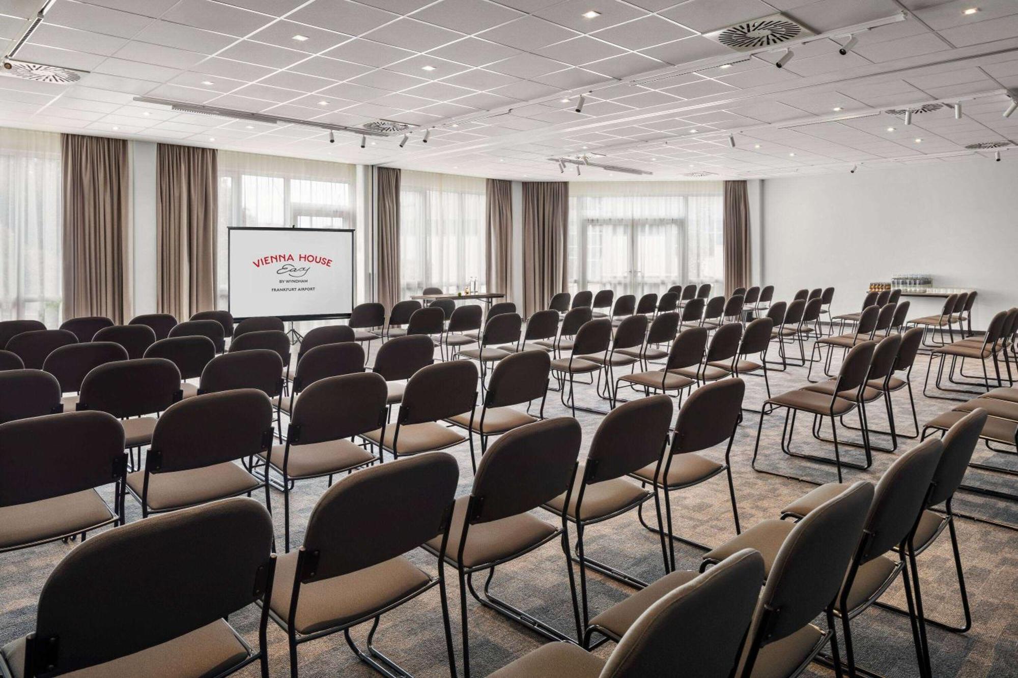 Vienna House Easy By Wyndham Frankfurt Airport Ξενοδοχείο Κέλστερμπαχ Εξωτερικό φωτογραφία